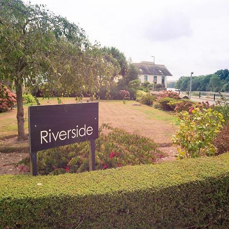 Riverside Apartment With Views And Parking Kingsbridge  Exterior photo